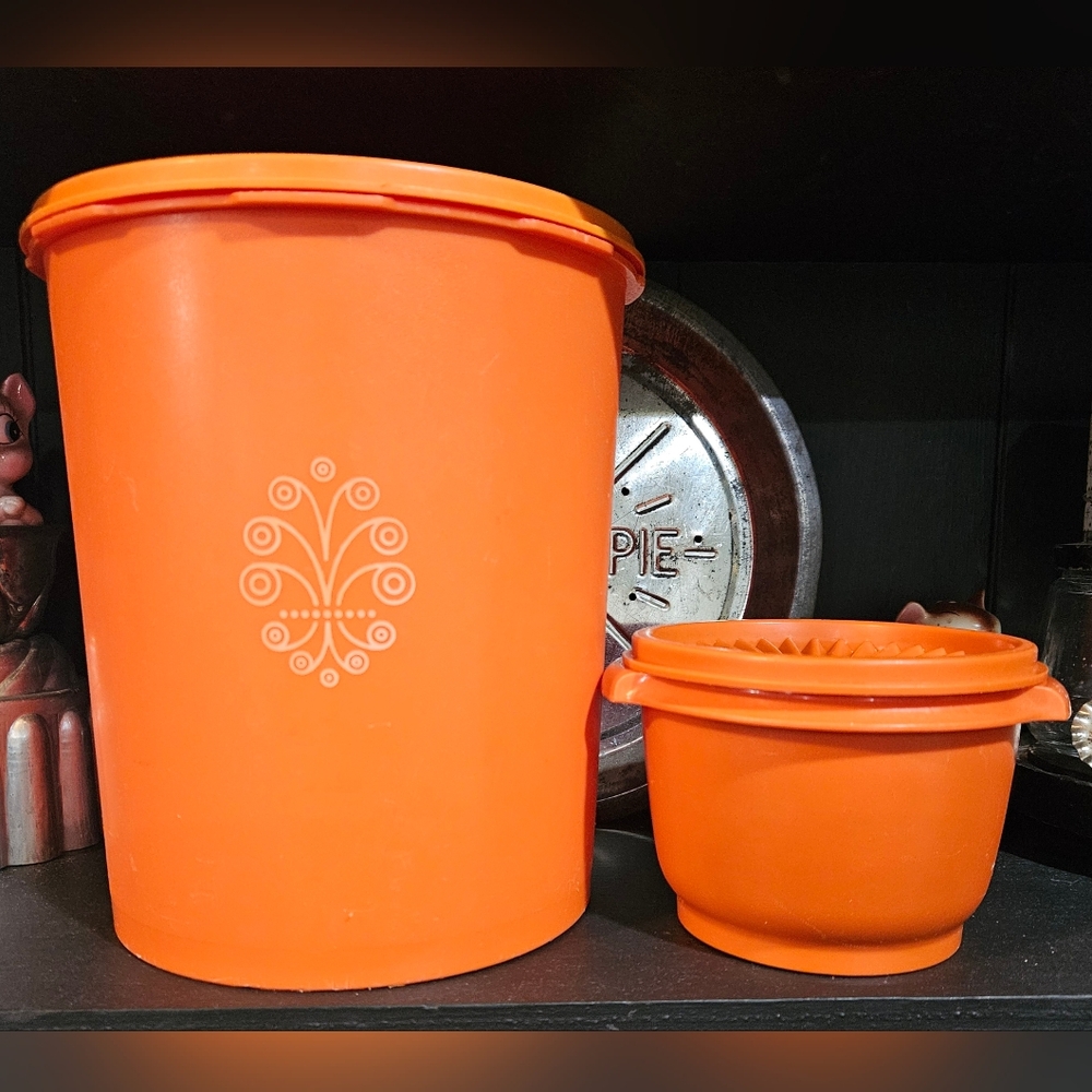 Vtg Harvest Orange Tupperware Servalier Canister Containers